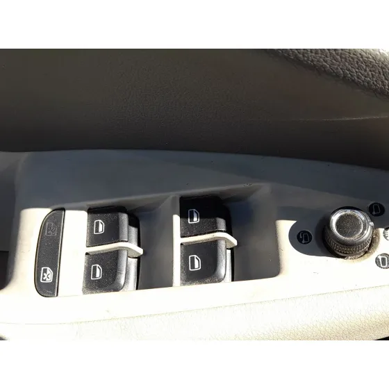Mando Elevalunas Delantero Izquierdo para Audi Q5 (8Rb)