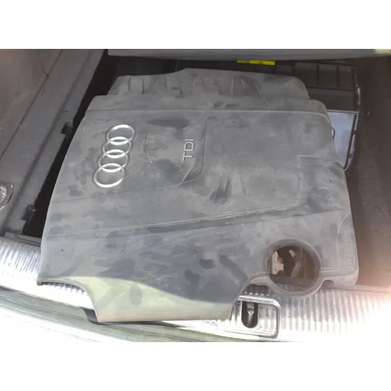 Tapa Motor para Audi Q5 (8Rb)