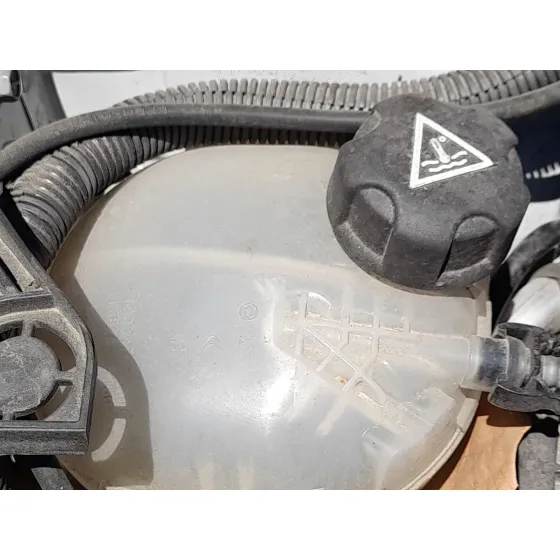 Deposito Expansion para Peugeot 208 Ii (Ub_, Up_, Uw_, Uj_)
