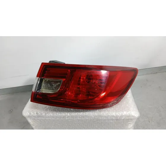 Piloto Trasero Derecho Exterior para Renault Clio Iv (Bh_)