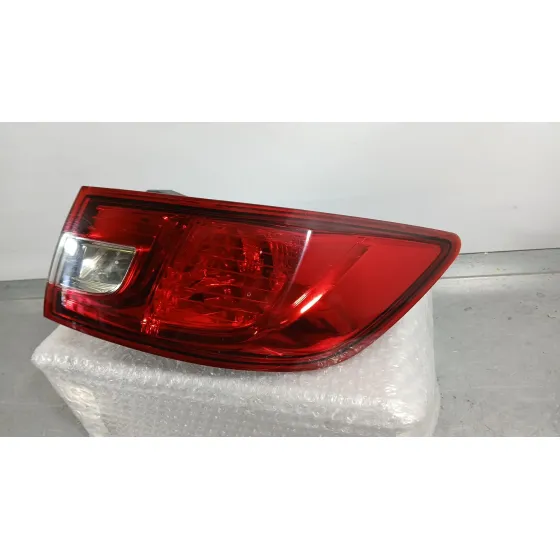Piloto Trasero Derecho Exterior para Renault Clio Iv (Bh_)