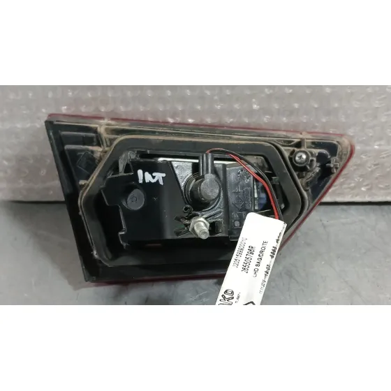 Piloto Trasero Derecho Interior para Renault Clio Iv (Bh_)