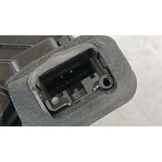 Cerradura Puerta Trasera Izquierda para Volkswagen Polo Vi (Aw1, Bz1, Ae1)