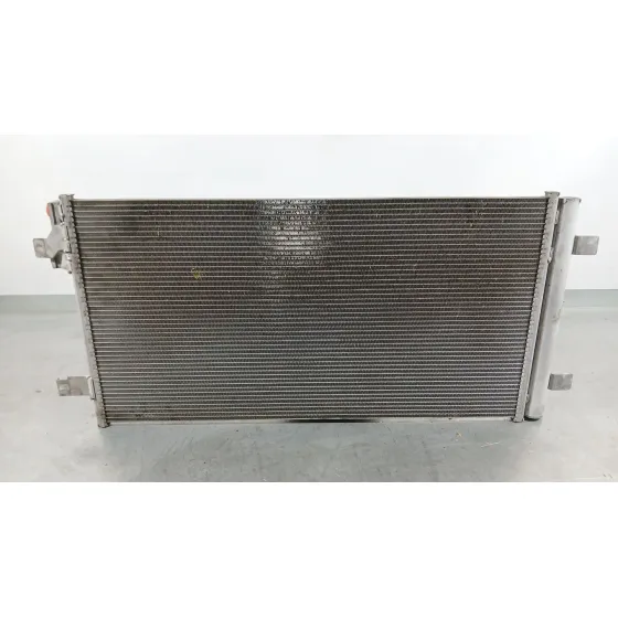 Condensador / Radiador Aire Acondicionado para Volkswagen Polo Vi (Aw1, Bz1, Ae1)