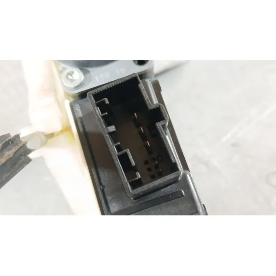 Elevalunas Trasero Izquierdo para Volkswagen Polo Vi (Aw1, Bz1, Ae1)