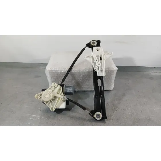 Elevalunas Trasero Izquierdo para Volkswagen Polo Vi (Aw1, Bz1, Ae1)