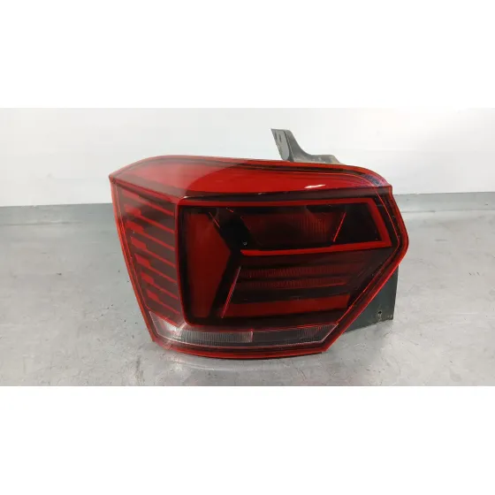 Piloto Trasero Izquierdo para Volkswagen Polo Vi (Aw1, Bz1, Ae1)