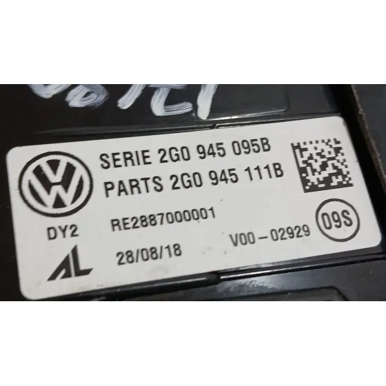 Piloto Trasero Izquierdo para Volkswagen Polo Vi (Aw1, Bz1, Ae1)