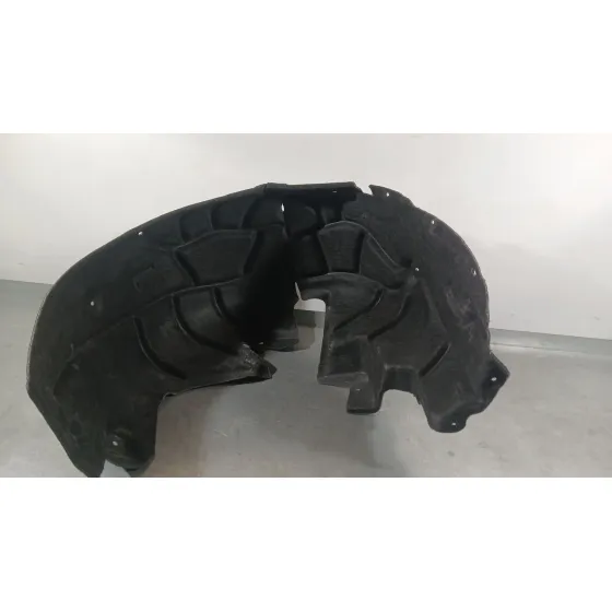Plastico Pase Rueda Tras. Izq. para Seat Leon (5F1)