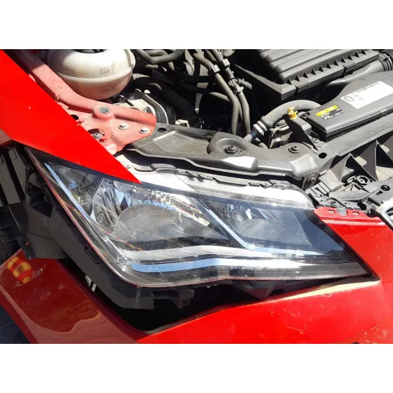 Faro Derecho para Seat Leon St (5F8)