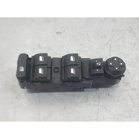 Mando Elevalunas Delantero Izquierdo para Opel Corsa F (P2Jo)