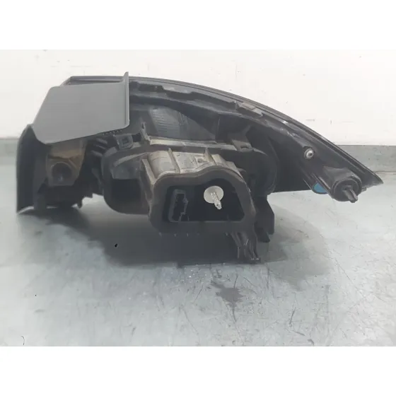 Piloto Trasero Izquierdo para Opel Corsa F (P2Jo)