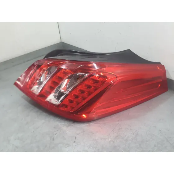 Piloto Trasero Derecho para Peugeot 508 I (8D_)