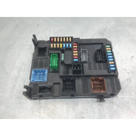 Caja Reles / Fusibles para Citroën C-Elysee (Dd_)