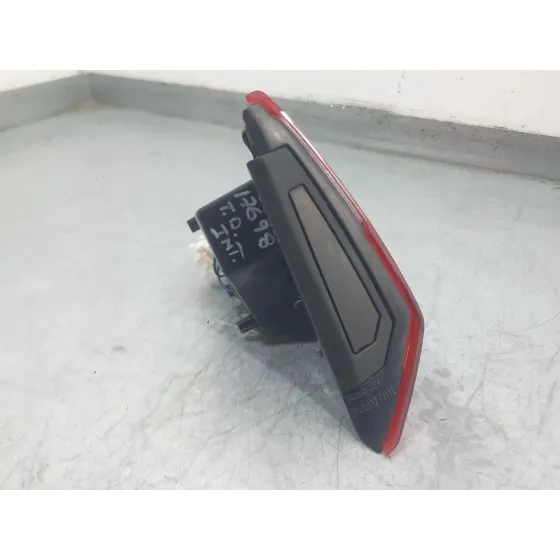 Piloto Trasero Derecho Interior para Mazda 2 Hatchback (Dl, Dj)
