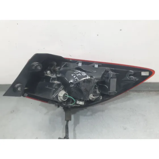 Piloto Trasero Izquierdo Exterior para Mazda 2 Hatchback (Dl, Dj)