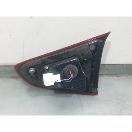 Piloto Trasero Izquierdo Interior para Mazda 2 Hatchback (Dl, Dj)