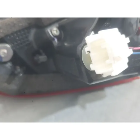 Piloto Trasero Izquierdo Interior para Mazda 2 Hatchback (Dl, Dj)