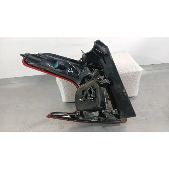 Piloto Trasero Derecho Exterior para Peugeot 2008 I (Cu_)