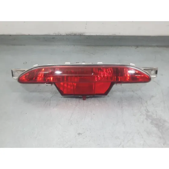 Piloto Trasero Central para Opel Corsa F (P2Jo)