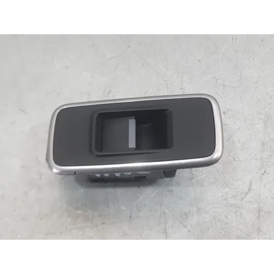 Mando Elevalunas Trasero Derecho para Jaguar F-Pace (X761)