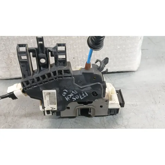 Cerradura Puerta Delantera Derecha para Mercedes-Benz Clase A (W176)