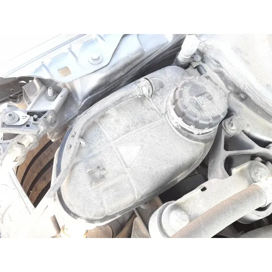 Deposito Expansion para Mercedes-Benz Clase A (W176)