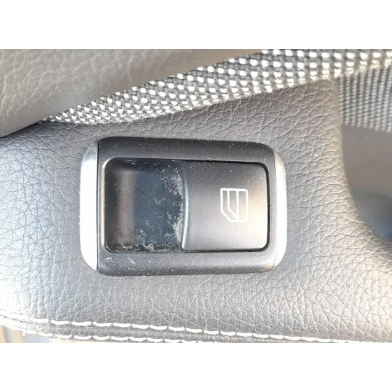 Mando Elevalunas Trasero Derecho para Mercedes-Benz Clase A (W176)
