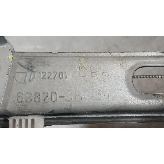 Elevalunas Delantero Izquierdo para Toyota Aygo (_B4_)