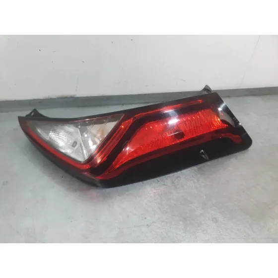 Piloto Trasero Derecho para Toyota Aygo (_B4_)