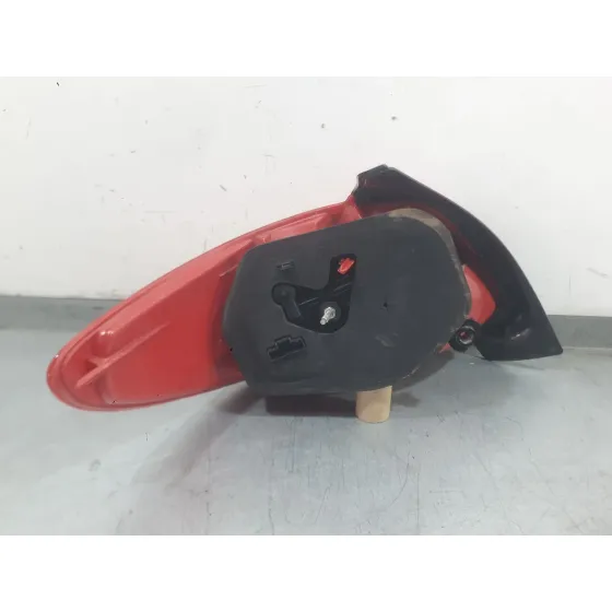 Piloto Trasero Derecho para Peugeot 206 Hatchback (2A/C)