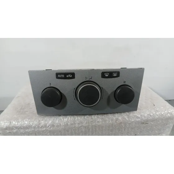 Mando Climatizador para Opel Astra H Gtc (A04)