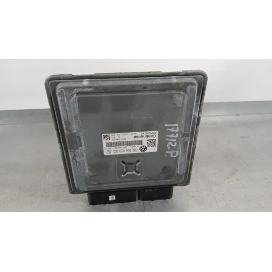 Centralita Motor Uce para Volkswagen Golf Vi (5K1)