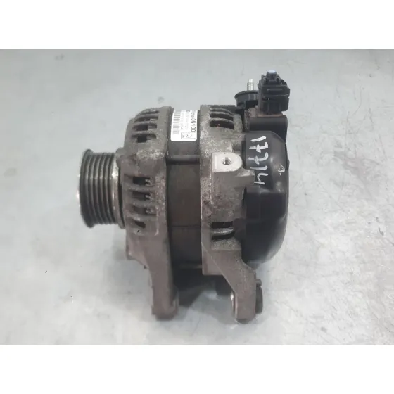 Alternador para Toyota Auris (_E18_)