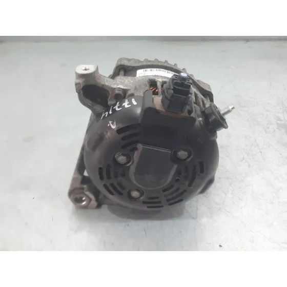 Alternador para Toyota Auris (_E18_)