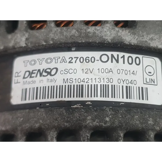 Alternador para Toyota Auris (_E18_)