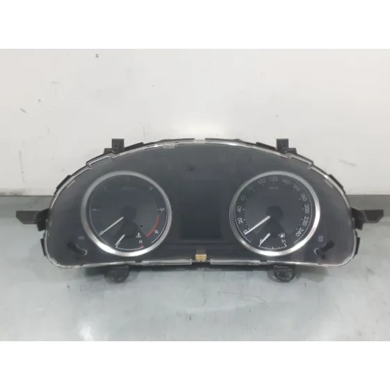 Cuadro Instrumentos para Toyota Auris (_E18_)