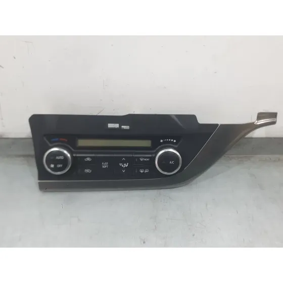 Mando Climatizador para Toyota Auris (_E18_)