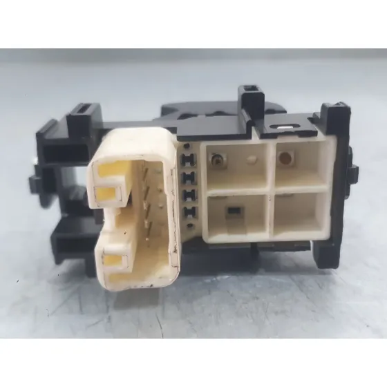 Mando Elevalunas Delantero Derecho para Toyota Auris (_E18_)