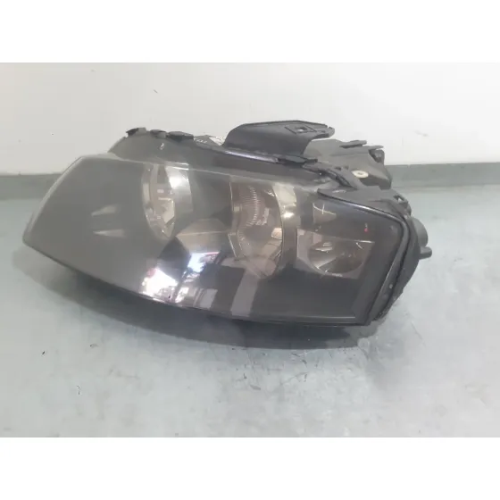 Faro Izquierdo para Audi A3 Sportback (8Pa)