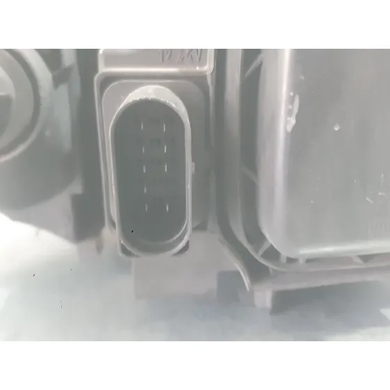 Faro Izquierdo para Audi A3 Sportback (8Pa)