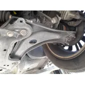 Brazo Suspension Inferior Delantero Izquierdo para Peugeot 208 I (Ca_, Cc_)