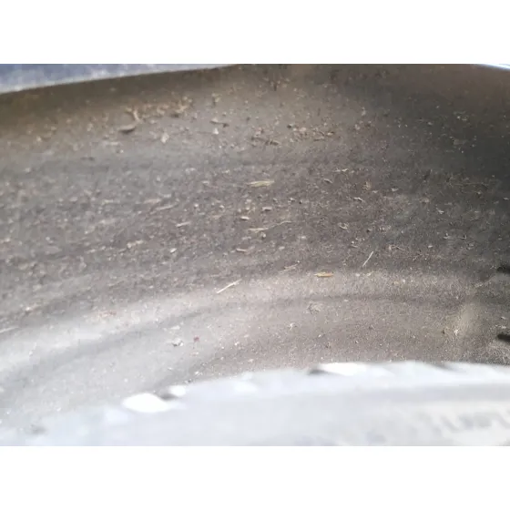 Plastico Pase Rueda Tras. Izq. para Ford Focus Iii