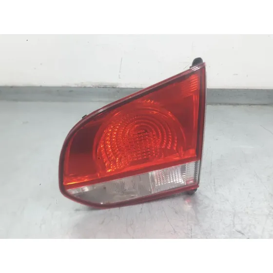 Piloto Trasero Derecho Interior para Volkswagen Golf Vi (5K1)