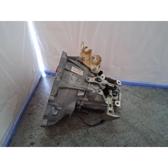 Caja Cambios para Ford Puma (J2K, Cf7)