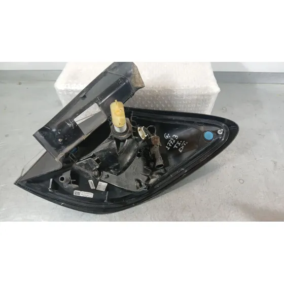 Piloto Trasero Izquierdo Exterior para Ford Puma (J2K, Cf7)