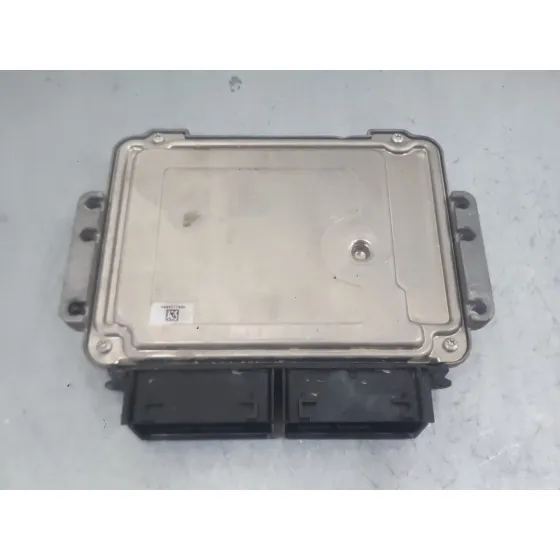 Centralita Motor Uce para Ford Focus Iii