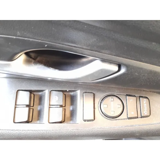 Mando Elevalunas Delantero Izquierdo para Hyundai I30 Fastback (Pde, Pden)