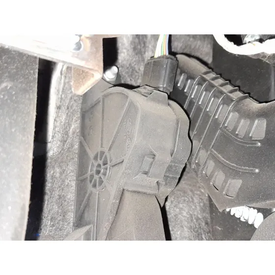 Potenciometro Pedal para Hyundai I30 Fastback (Pde, Pden)