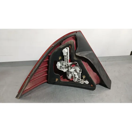 Piloto Trasero Derecho para Ford Mondeo Iii (B5Y)